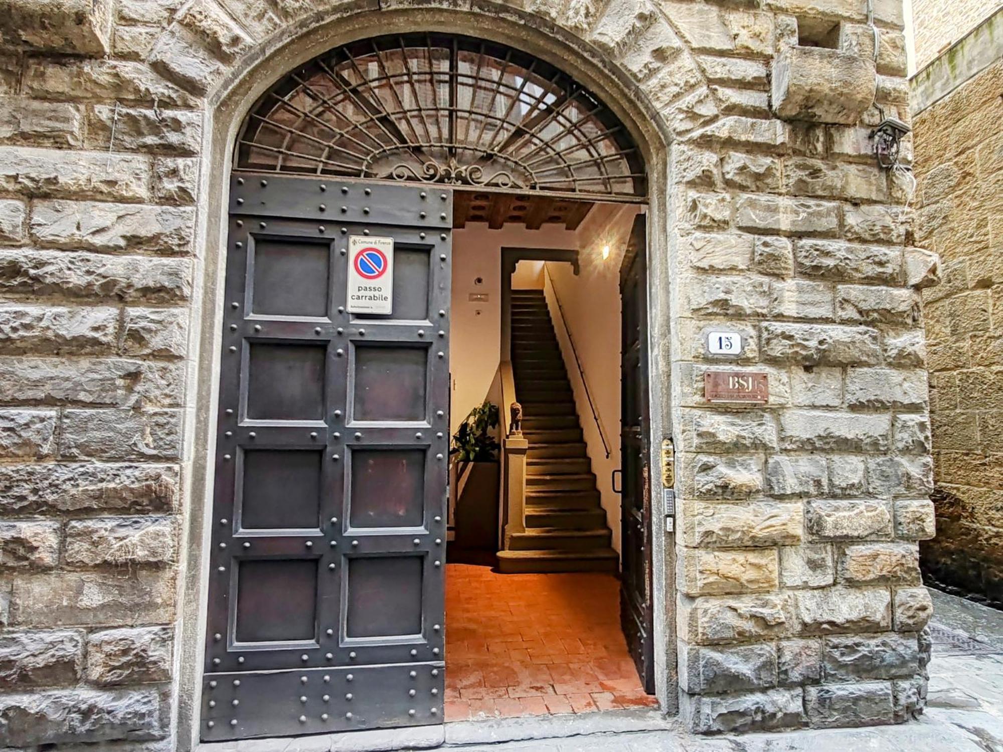 Apartment Borgo San Jacopo Superior By 360rentals Florenz